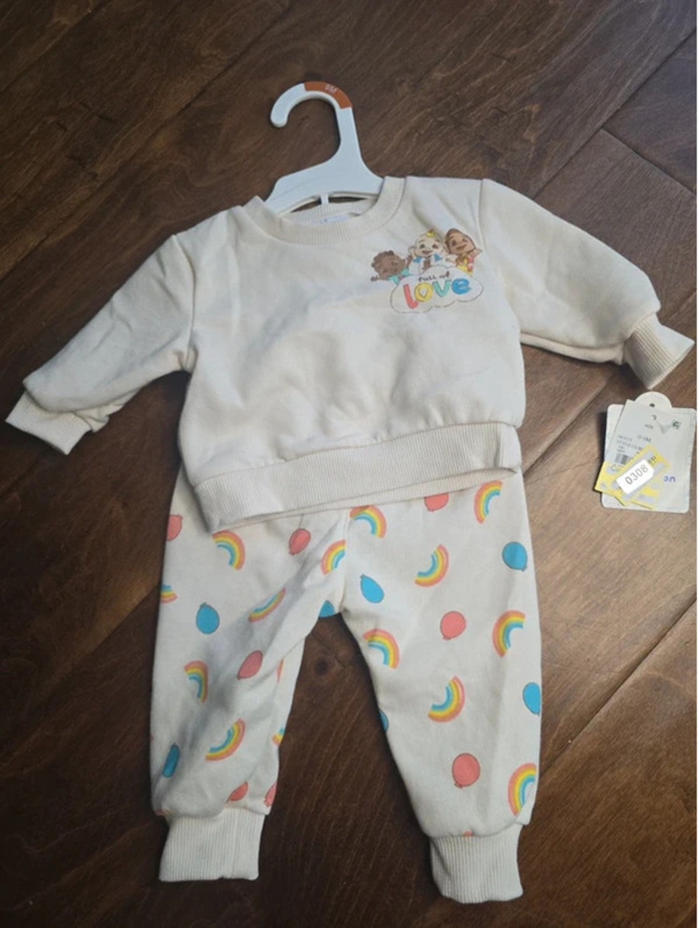 0 to 3m brand new cocoa melon, sweatsuit, item 308G4